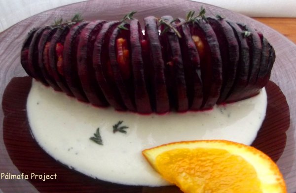 Sült cékla sajtmártással