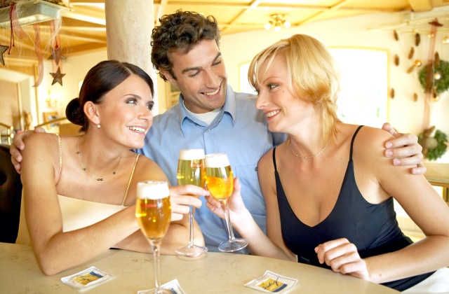 Elloptam a legjobb barátnőm pasiját – a féltékenység anatómiája nők között