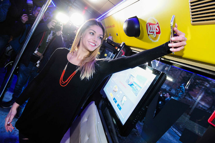 Kulcsár Edina kés alá fekszik