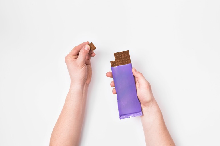 Mindennapi tárgyaink helyén néhány kocka LEGO - izgalmas fotósorozat