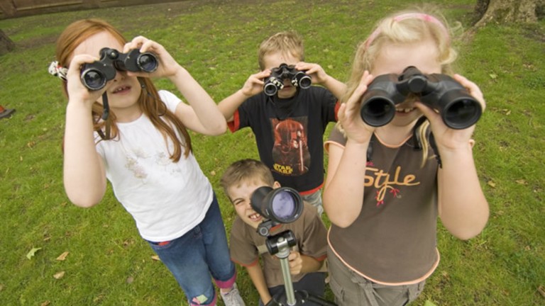 A gyerekeid úgy figyelnek, mint a Nagy Testvér, ezt sose felejtsd el!