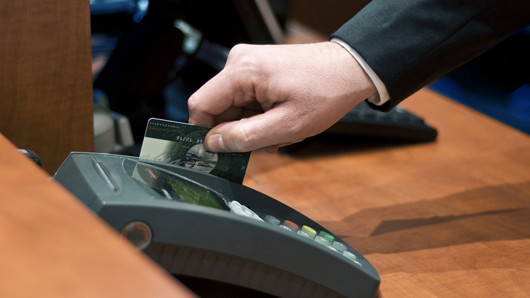 Idén nyáron is bulizz a SZÉP kártyáddal!