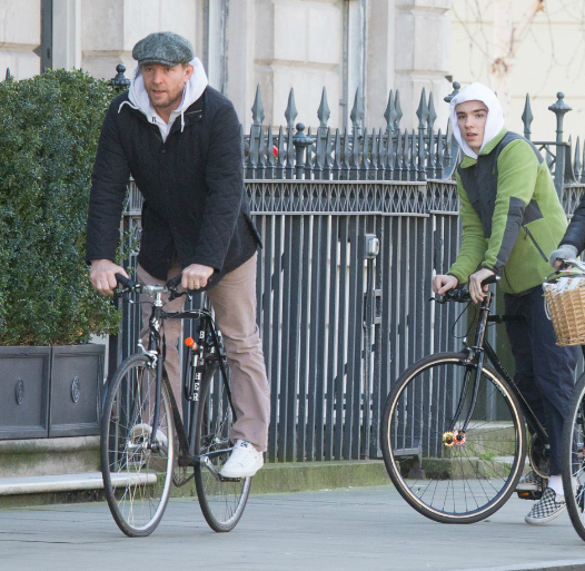 Madonna magánnyomozóval figyeleteti a fiát