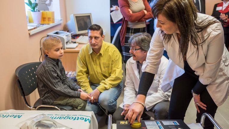 Szűrővizsgálat az újonnan átadott centrumban