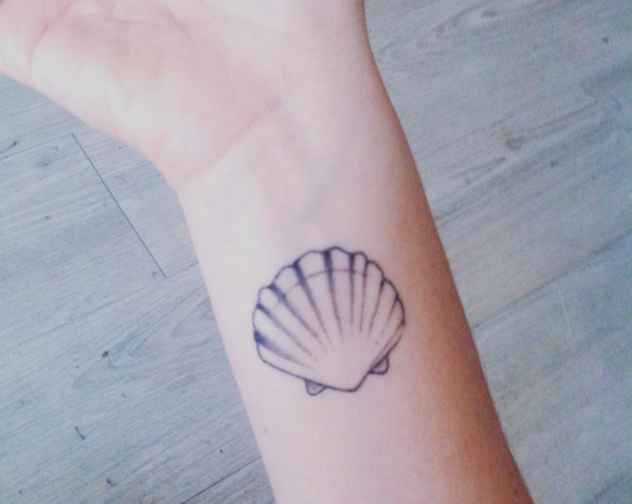 Elképesztő sellős tetkók földi hableányoknak - fotók