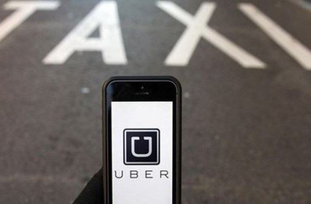 Március végétől levehetik a jogsértő Uberes autók rendszámtábláját