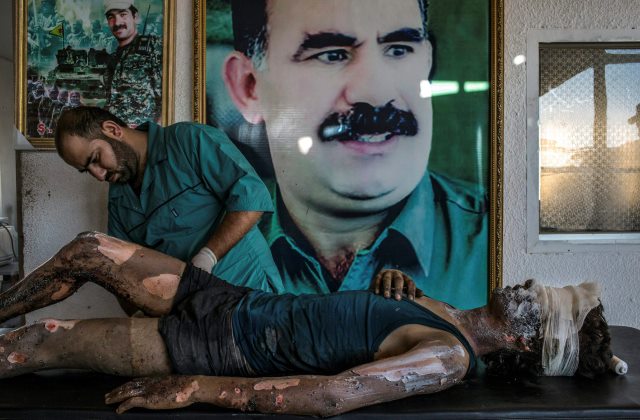 A röszkei drótkerítésnél készült kép nyerte a 2016-os sajtófotó díját A röszkei drótkerítésnél készült kép nyerte a 2016-os sajtófotó díját