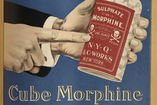 Kockacukorhoz hasonló 