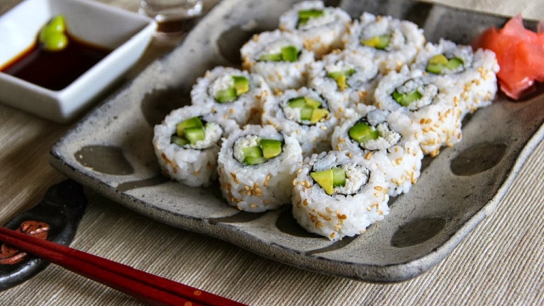 Jobban hizlal a szusi, mint a hamburger? Jobban hizlal a szusi, mint a hamburger?