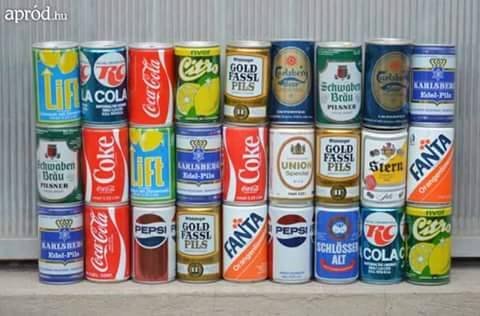 Retró konyhák: a pilleszéktől az üveggyűjteményig Retró konyhák: a pilleszéktől az üveggyűjteményig