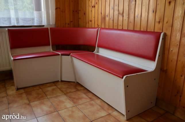 Retró konyhák: a pilleszéktől az üveggyűjteményig Retró konyhák: a pilleszéktől az üveggyűjteményig