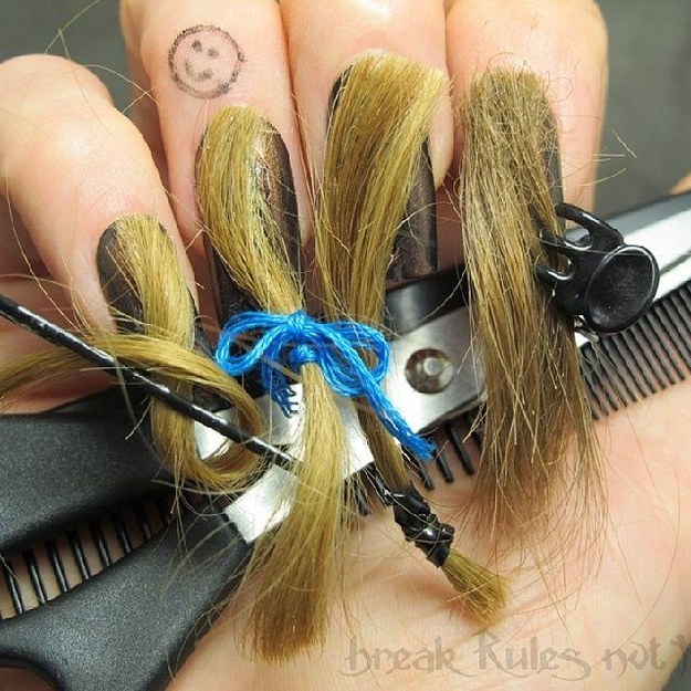 Bizarr körömtrend hódít: 2016-ban jönnek a szőrös manikűrök