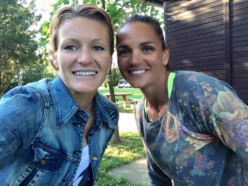 Janics Natasa és Kovács Katalin az edzőtáborban (Fotó: Kovács Katalin hivatalos Facebook oldala)