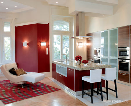 Tündökölj, alkoss dinamikus bordóban