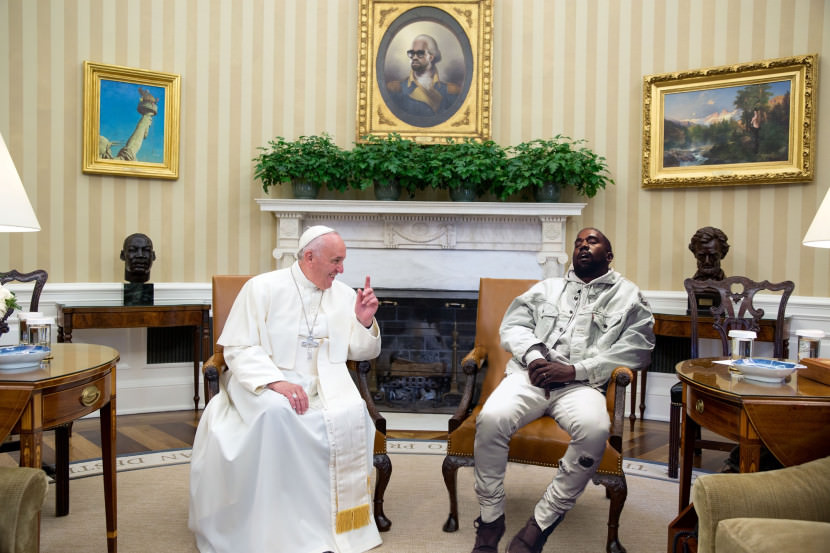 Kanye West elaludt, az internet népe megbüntette Kanye West elaludt, az internet népe megbüntette