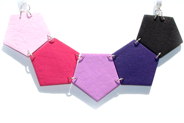 10 nőies ajándék magyar tervezőktől, nem csak nőnapra