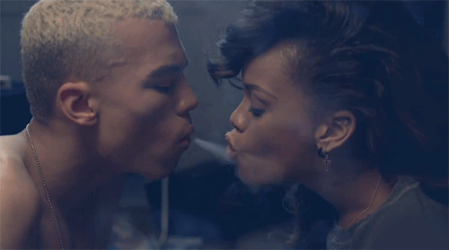 15 dolog, amit otthon csinálunk, de soha nem vallanánk be