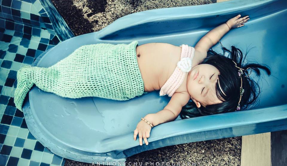 Az egész internet imádja a cuki sellőbabát