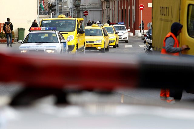 Így tüntetnek a taxisok Budapesten - képek