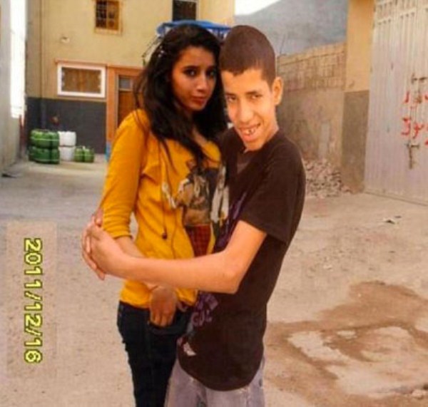 10 magányos férfi, akik photoshopoltak maguknak barátnőt