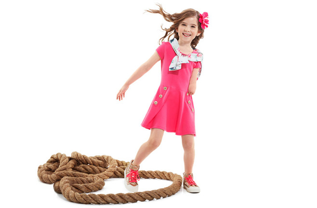 Fogyatékkal élő gyerekeknek tervezett kollekciót a világhírű divatguru - fotók Fogyatékkal élő gyerekeknek tervezett kollekciót a világhírű divatguru - fotók