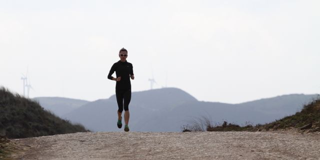 “Néha összeszorított foggal megyek előre