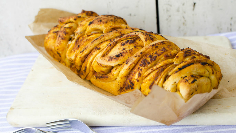 Ágyba vinnéd a reggelit? Ez a kalács tökéletes lesz!