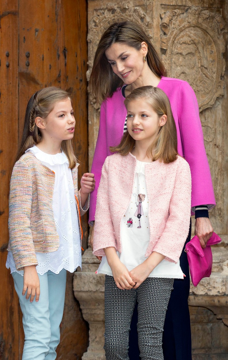 Nagyra nőttek a spanyol király lányai - friss fotók