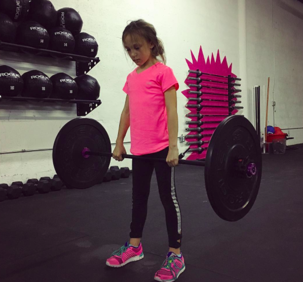 Durva sportversenyen alázott a kilencéves kislány