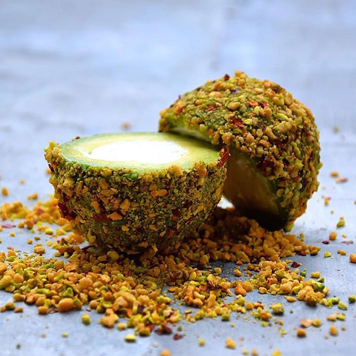 Avokádótálalás művészi fokon