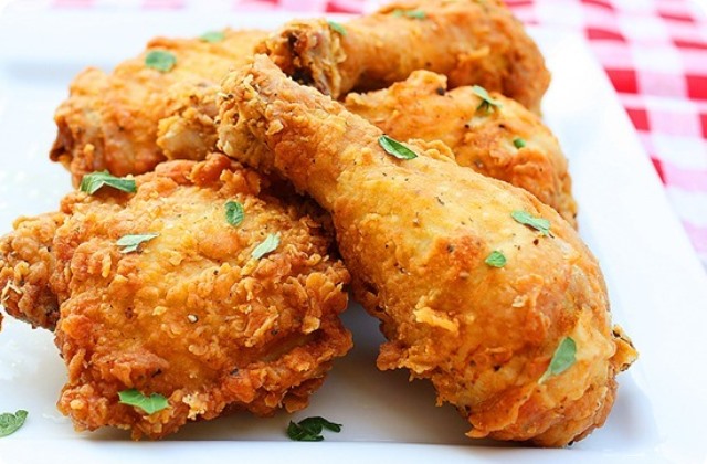 Fűszeres, panírozott csirkcomb recept - nem ettél még ennél különlegesebbet