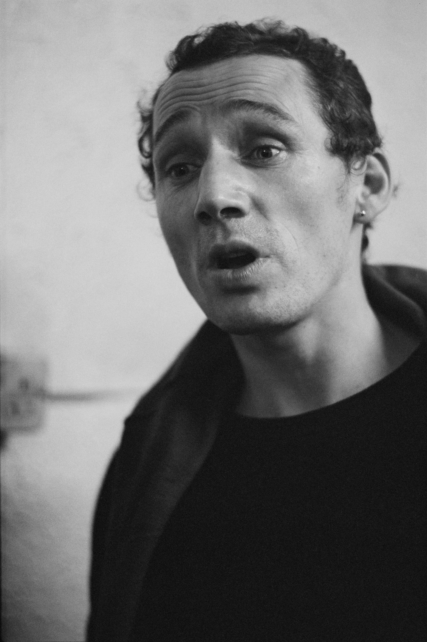 Őrült rajongótól, a romantikus miniszterig - II. Erzsébet királynő és a férfiak