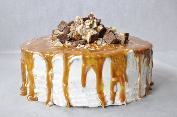 Sós karamellás vaníliatorta