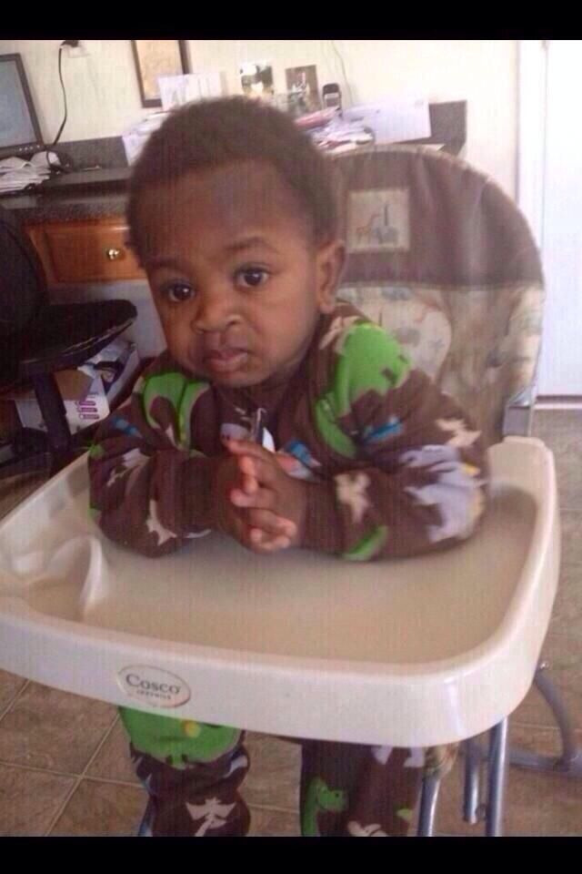 Babák, akik tisztára úgy néznek ki, mintha felnőttek lennének