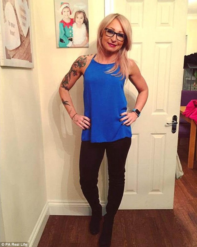 20 kilót fogyott és bombaformába hozta magát a nő, anélkül, hogy edzőterembe járt volna