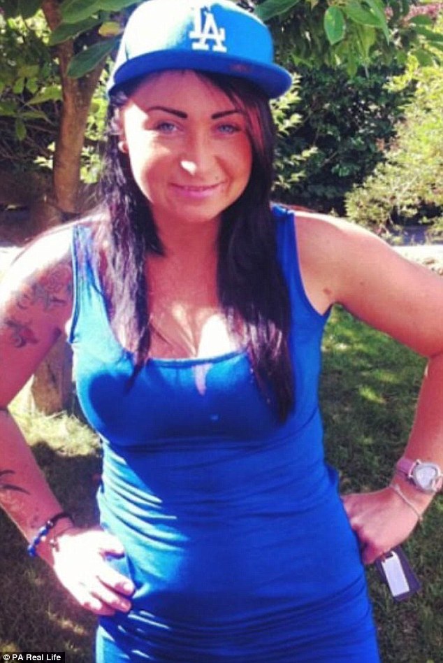 20 kilót fogyott és bombaformába hozta magát a nő, anélkül, hogy edzőterembe járt volna