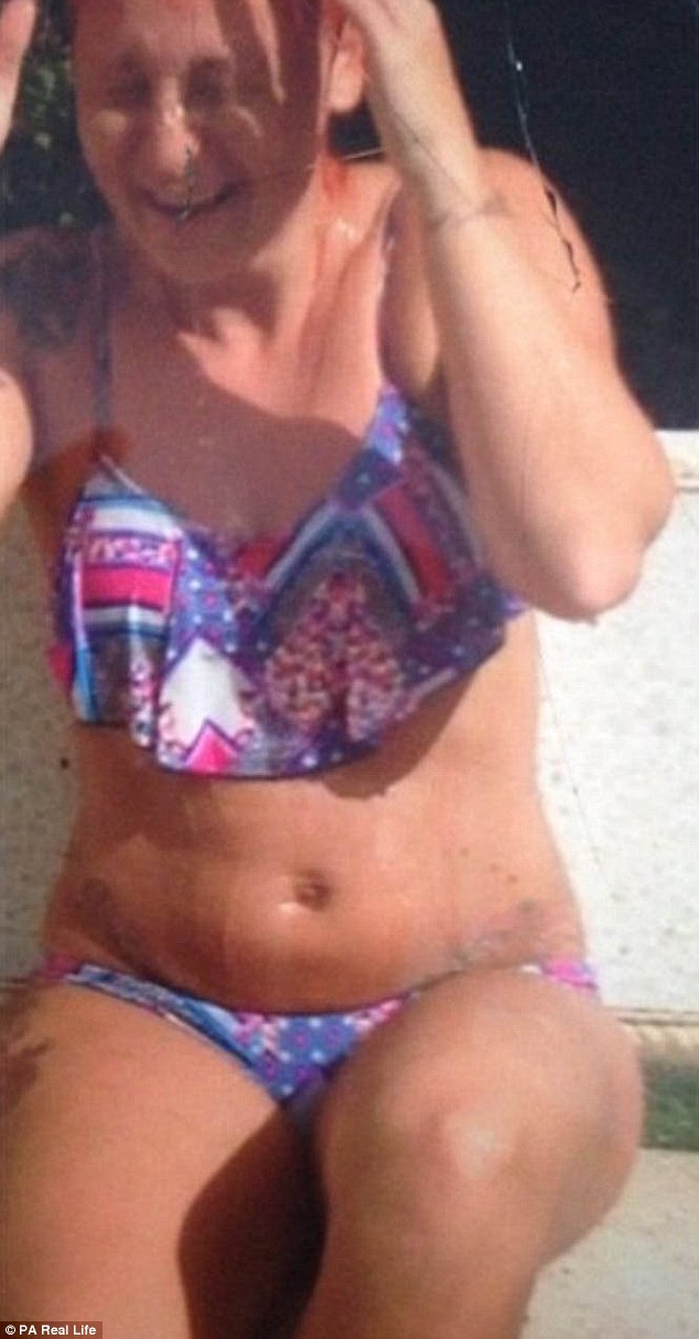 20 kilót fogyott és bombaformába hozta magát a nő, anélkül, hogy edzőterembe járt volna