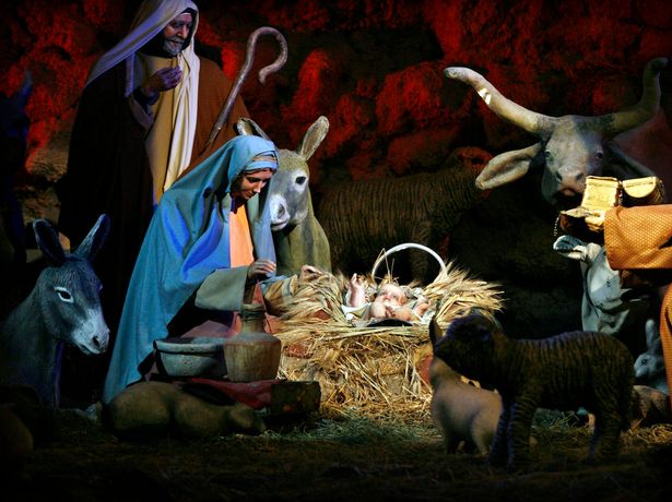 A világ egyetlen keresztény vidámparkjában naponta többször támad fel Jézus - képek