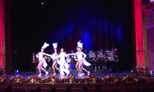 Demcsák Zsuzsa szinte meztelen lesz vasárnap Demcsák Zsuzsa szinte meztelen lesz vasárnap