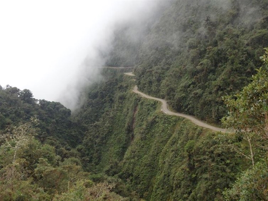 Elképesztő utak a nagyvilágból, amikre nem szívesen vállalkoznál