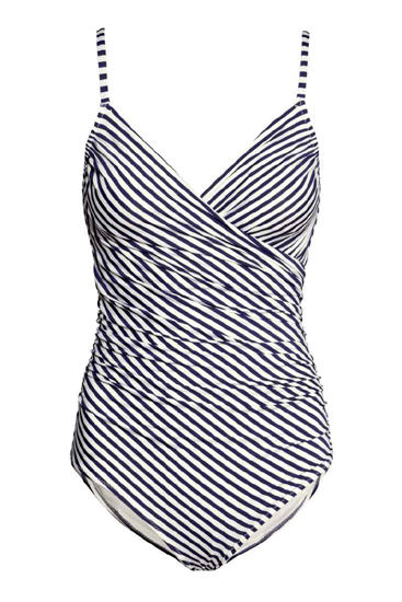 11 szuper trendi fürdőruha idén nyárra