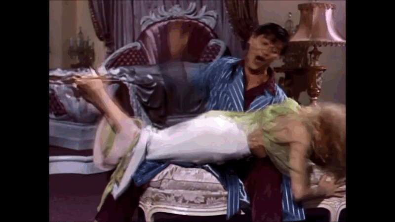 Fenekelés: erotikus előjáték vagy nők elleni erőszak?