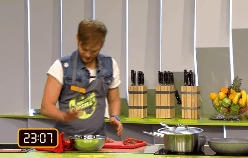 Most láthatod Puskás Peti apukáját