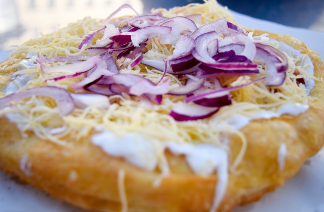 Lángos másképpen – két különleges recept