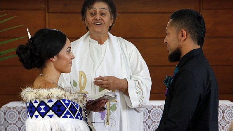 Két nappal az esküvő előtt kérte meg barátnője kezét