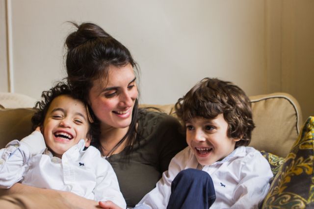 Egy fotósorozat, ami az egyedülálló anyák előtt tiszteleg Egy fotósorozat, ami az egyedülálló anyák előtt tiszteleg