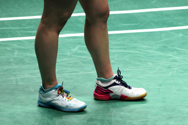 Páratlan cipőben - Fotó: Mark Phelan / badmintonbluffers.wordpress.com