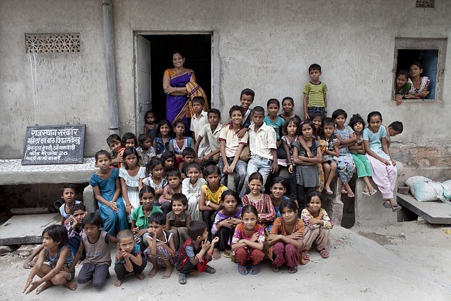 Ismerd meg a nőt, aki a gyermekházasságok megakadályozására tette fel az életét Ismerd meg a nőt, aki a gyermekházasságok megakadályozására tette fel az életét