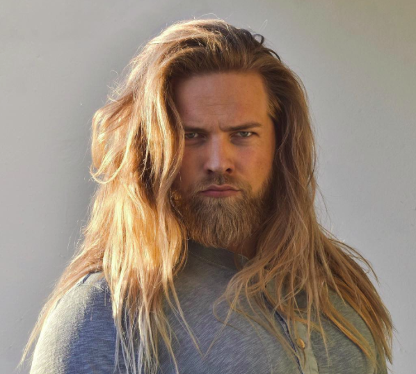 Ez a norvég haditengerész kiköpött skandináv istenség