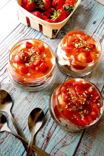 Két epres finomság, hogy ez a nap se teljen el eper nélkül Két epres finomság, hogy ez a nap se teljen el eper nélkül